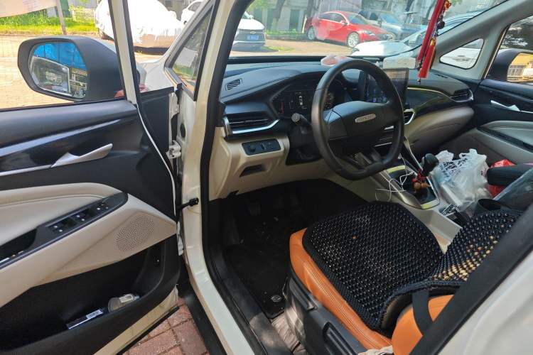 Used SAIC MAXUS G50 2023 Revised 1.5T Manual - Chanyou A Interior 3