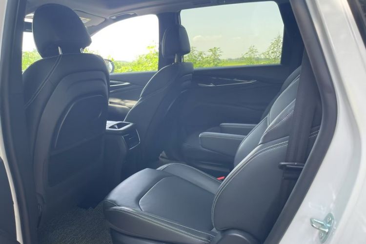 Used SAIC MAXUS G50 2023 PLUS 1.5T Automatic Escort Edition Interior 3