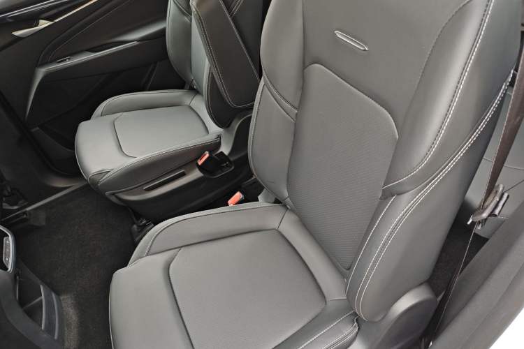 Used SAIC MAXUS G50 2023 PLUS 1.5T Happiness-Recommended Automatic Start Edition Interior 4