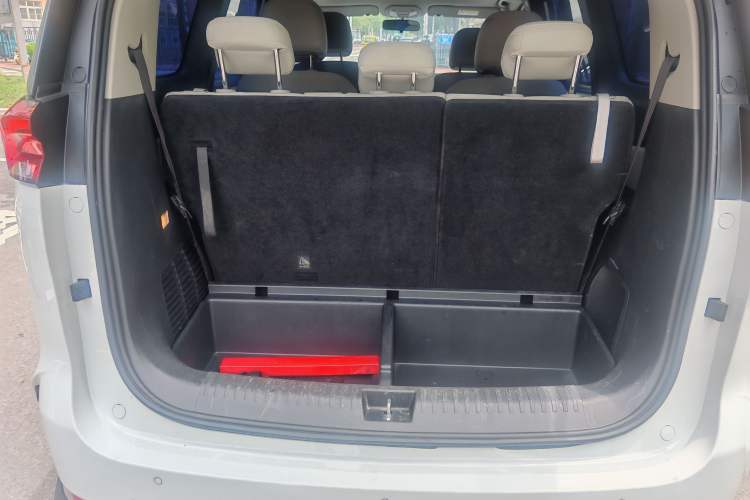 Used SAIC MAXUS G50 2023 1.5T Manual Comfort A Interior 5