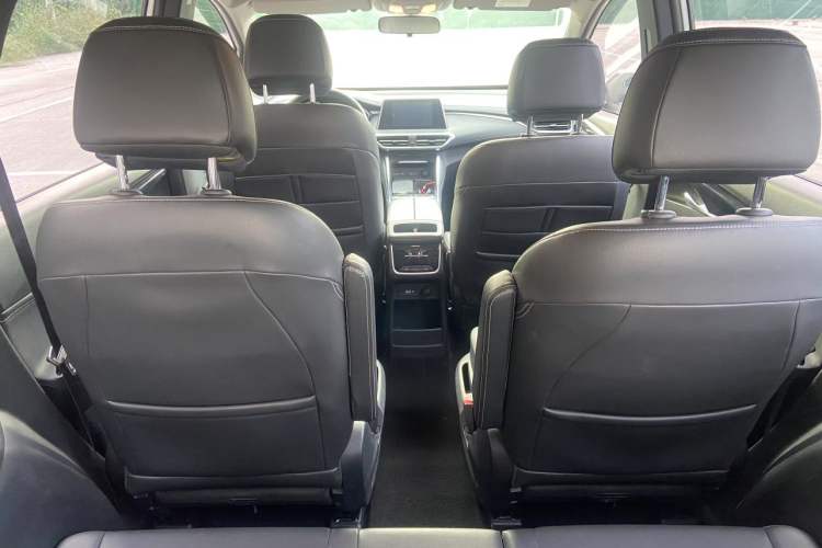 Used SAIC MAXUS G50 2023 PLUS 1.5T Automatic Custom Entry-Level Model Interior 6