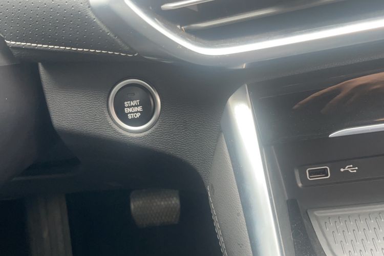 Used SAIC MAXUS G50 2023 PLUS 1.5T Automatic Escort Edition Interior 8