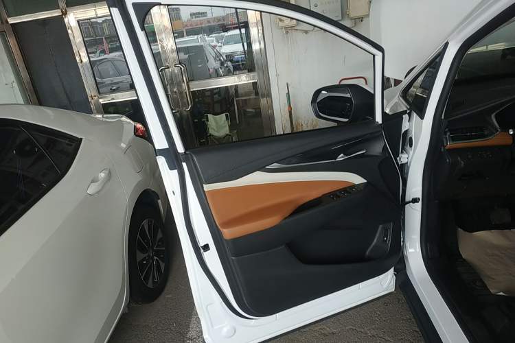 Used SAIC MAXUS G50 2023 PLUS 1.5T Happiness-Recommended Automatic Escort Edition Left Front Door Interior