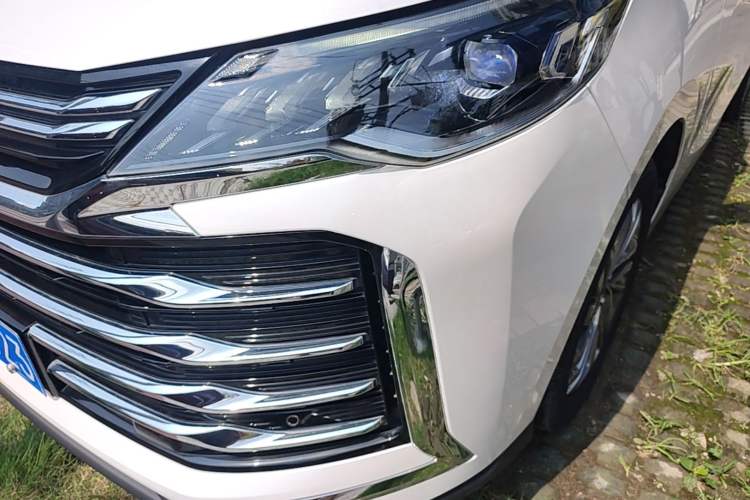 Used SAIC MAXUS G50 2023 PLUS 1.5T Happiness-Recommended Automatic Escort Edition Left Front Headlight