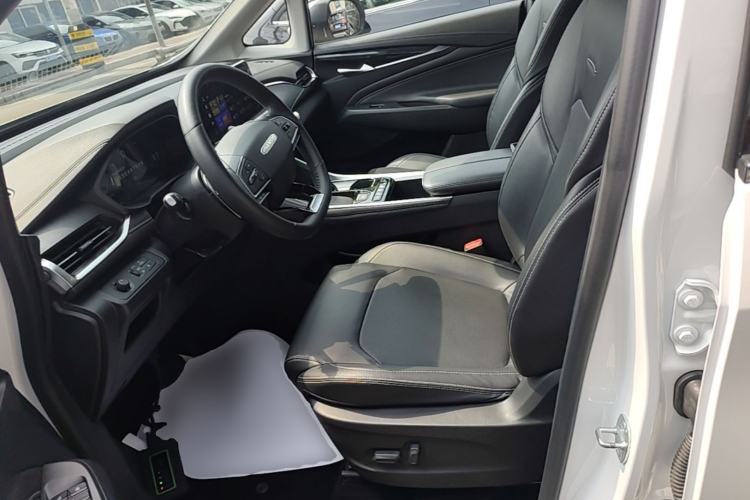 Used SAIC MAXUS G50 2023 PLUS 1.5T Happiness-Recommended Automatic Escort Edition Left Front Seat