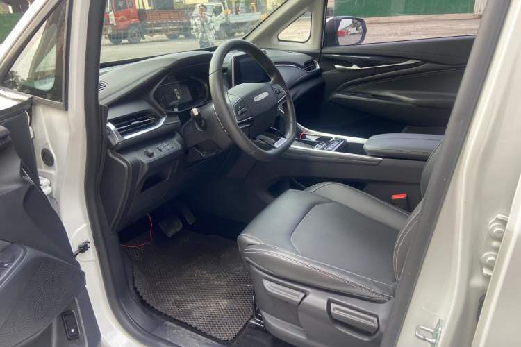 Used SAIC MAXUS G50 2023 PLUS 1.5T Automatic Custom Entry-Level Model Left Front Seat