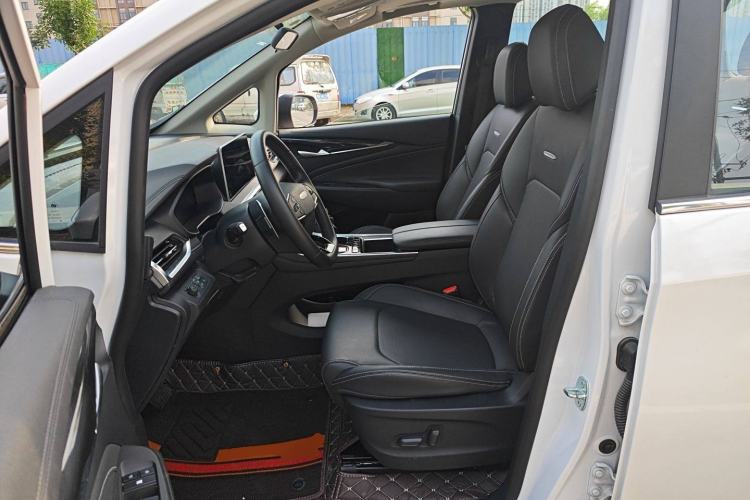 Used SAIC MAXUS G50 2023 PLUS 1.5T Happiness-Recommended Automatic Cruise Version Left Front Seat