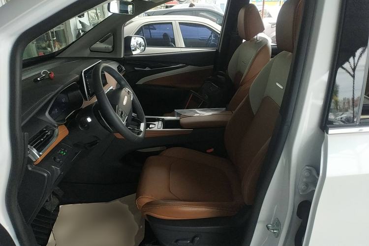 Used SAIC MAXUS G50 2023 PLUS 1.5T Happiness-Recommended Automatic Escort Edition Left Front Seat
