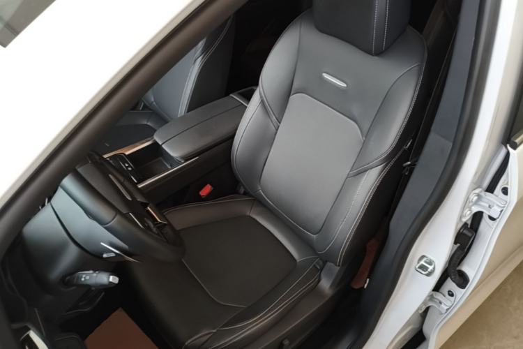 Used SAIC MAXUS G50 2023 PLUS 1.5T Happiness-Recommended Automatic Start Edition Left Front Seat