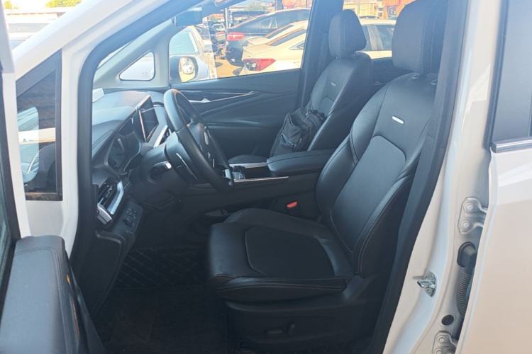 Used SAIC MAXUS G50 2023 PLUS 1.5T Happiness-Recommended Automatic Start Edition Left Front Seat