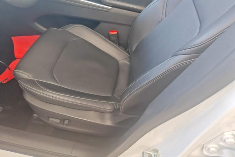 Used SAIC MAXUS G50 2023 PLUS 1.5T Automatic Navigation Version Left Front Seat