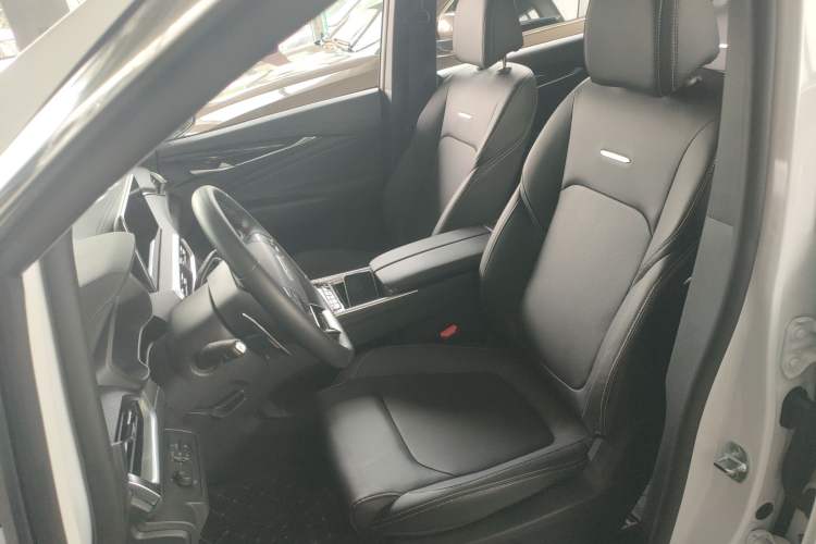 Used SAIC MAXUS G50 2023 PLUS 1.5T Automatic Escort Edition Left Front Seat