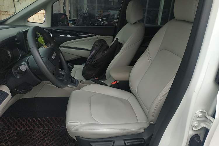 Used SAIC MAXUS G50 2023 1.5T Manual Comfort A Left Front Seat