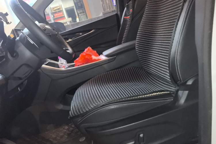 Used SAIC MAXUS G50 2023 PLUS 1.5T Happiness-Recommended Automatic Start Edition Left Front Seat