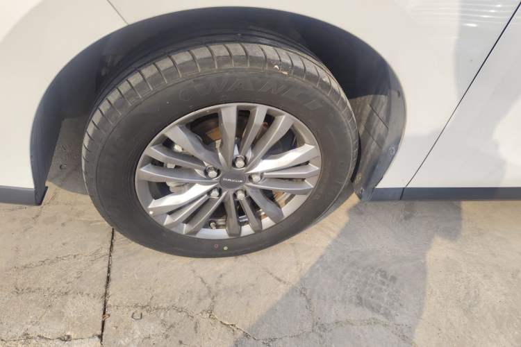 Used SAIC MAXUS G50 2023 PLUS 1.5T Happiness-Recommended Automatic Start Edition Left Front Wheel Hub