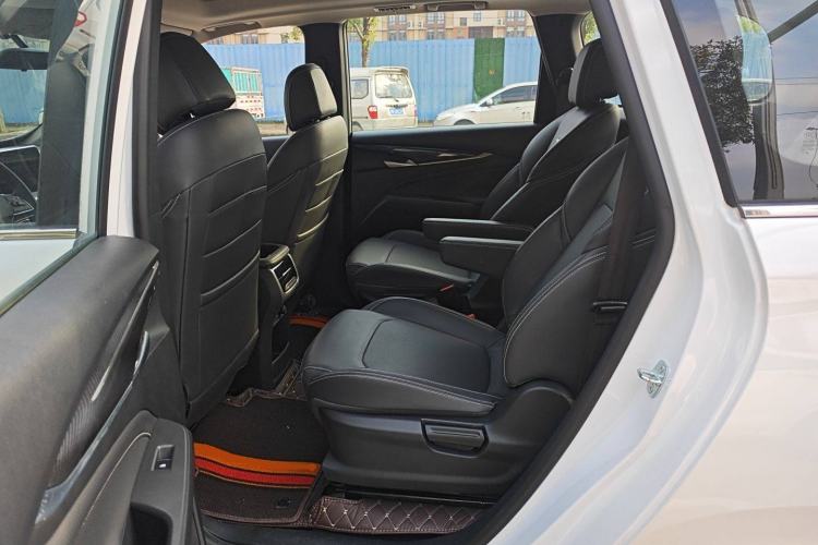 Used SAIC MAXUS G50 2023 PLUS 1.5T Happiness-Recommended Automatic Cruise Version Left Rear Seat