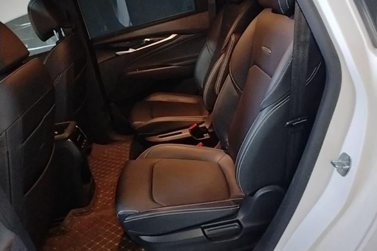 Used SAIC MAXUS G50 2023 PLUS 1.5T Happiness-Recommended Automatic Start Edition Left Rear Seat