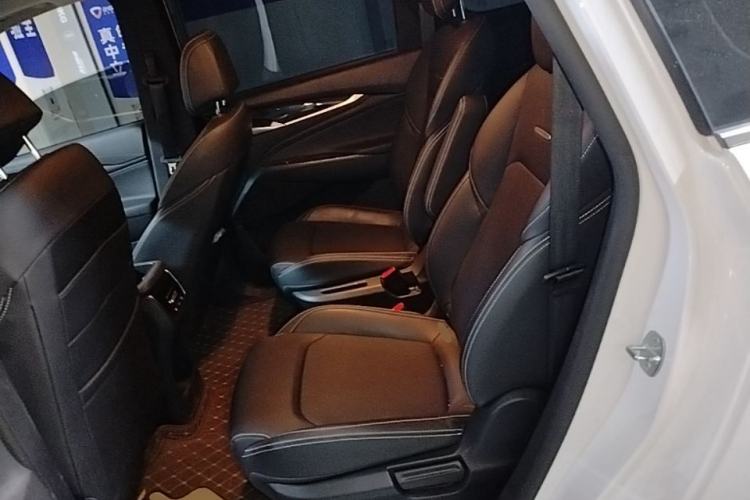 Used SAIC MAXUS G50 2023 PLUS 1.5T Happiness-Recommended Automatic Start Edition Left Rear Seat