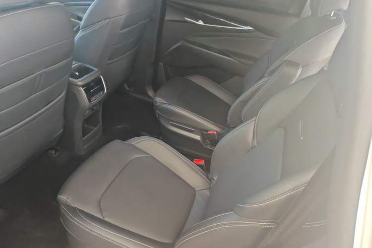 Used SAIC MAXUS G50 2023 PLUS 1.5T Automatic Navigation Version Left Rear Seat