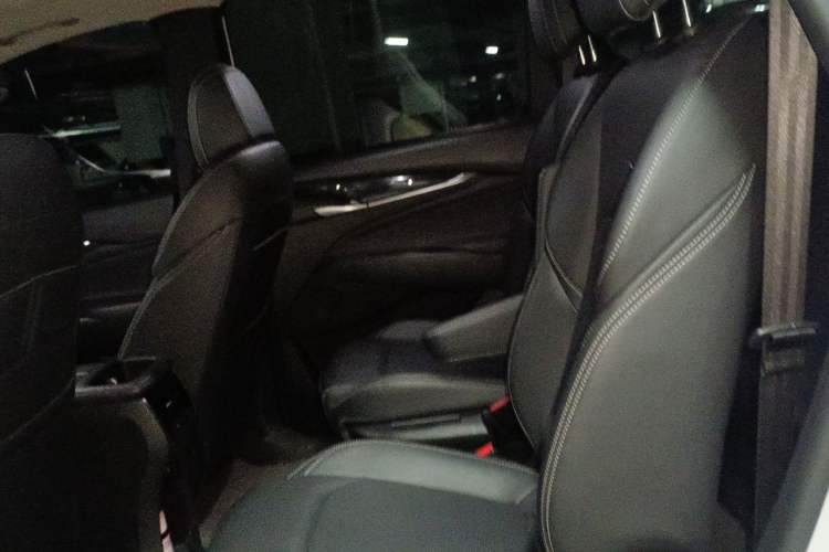 Used SAIC MAXUS G50 2023 PLUS 1.5T Automatic Cruise Version Left Rear Seat