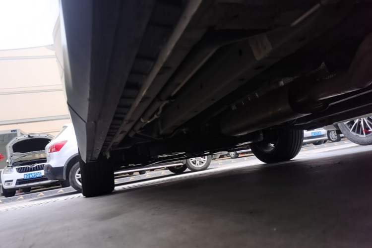 Used SAIC MAXUS G50 2023 PLUS 1.5T Happiness-Recommended Automatic Start Edition Left Side Sill