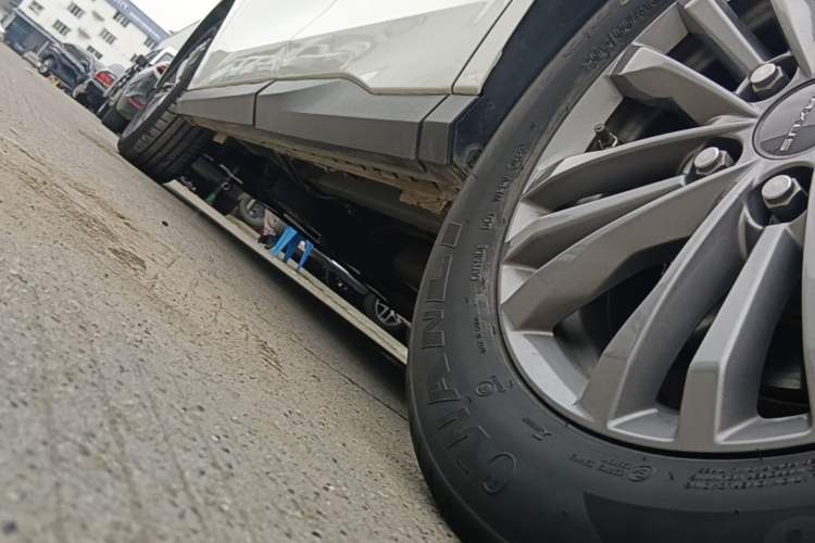 Used SAIC MAXUS G50 2023 1.5T Manual Comfort A Left Side Sill