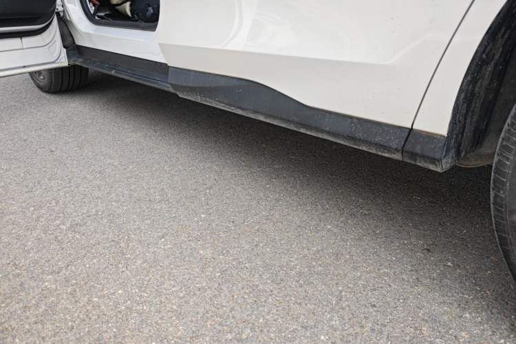 Used SAIC MAXUS G50 2023 PLUS 1.5T Happiness-Recommended Automatic Cruise Version Left Side Sill