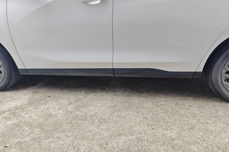 Used SAIC MAXUS G50 2023 PLUS 1.5T Automatic Cruise Version Left Side Sill