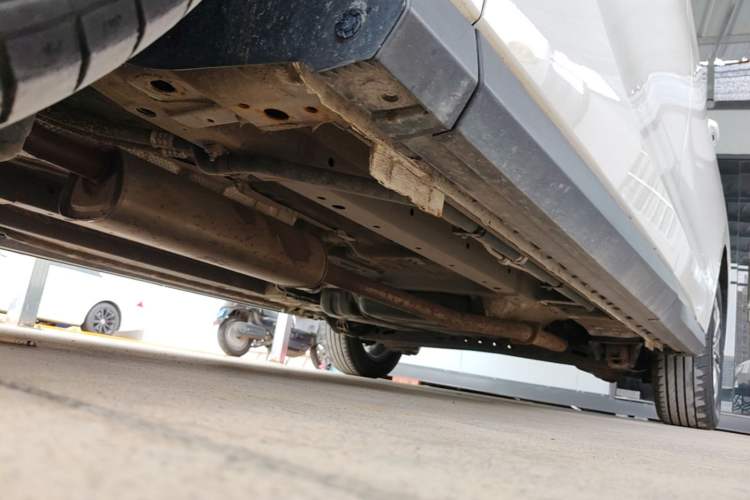 Used SAIC MAXUS G50 2023 PLUS 1.5T Happiness-Recommended Automatic Start Edition Left Side Sill