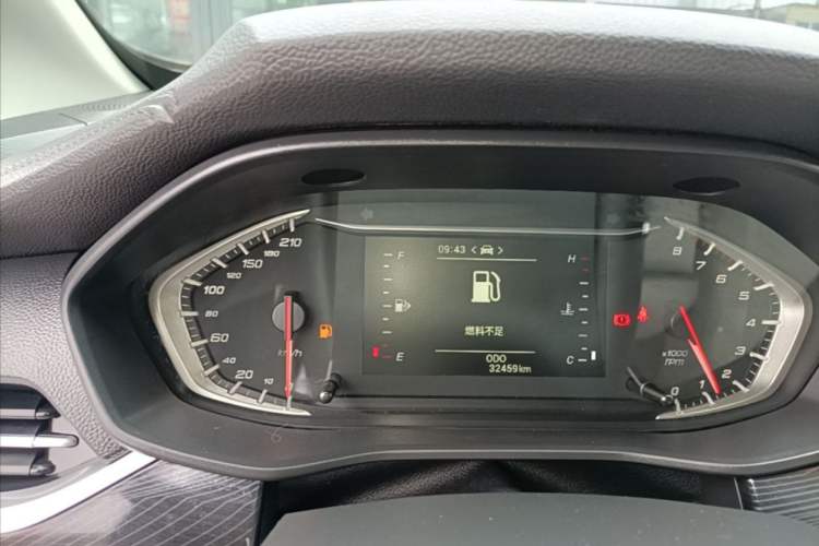 Used SAIC MAXUS G50 2023 1.5T Manual Comfort A Odometer Close Up