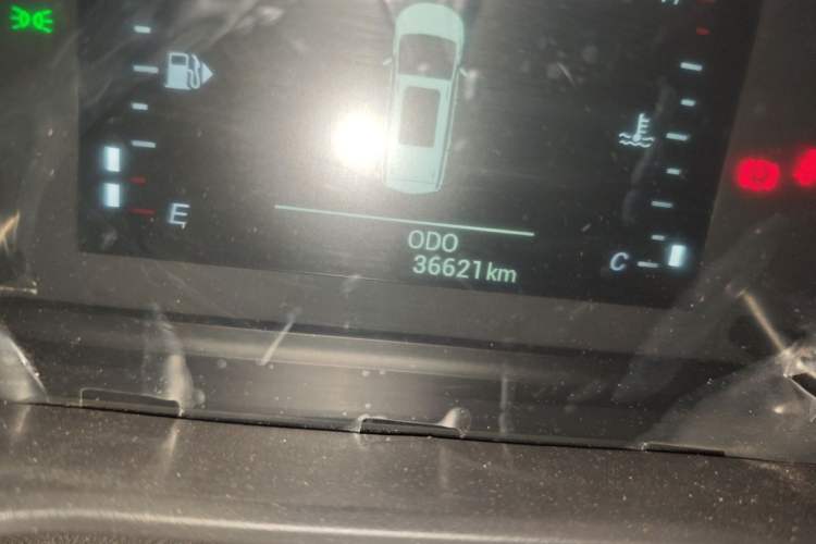 Used SAIC MAXUS G50 2023 1.5T Manual Comfort B Trim Odometer Close Up