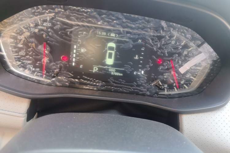 Used SAIC MAXUS G50 2023 PLUS 1.5T Automatic Custom Entry-Level Model Odometer Close Up