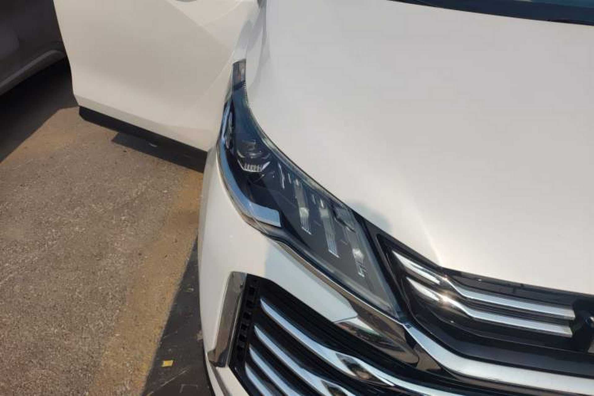 Used SAIC MAXUS G50 2023 PLUS 1.5T Happiness-Recommended Automatic Start Edition Right Front Headlight