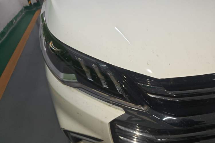 Used SAIC MAXUS G50 2023 1.5T Manual Comfort B Trim Right Front Headlight
