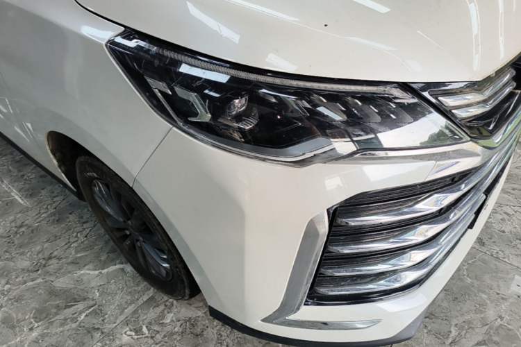 Used SAIC MAXUS G50 2023 PLUS 1.5T Happiness-Recommended Automatic Start Edition Right Front Headlight