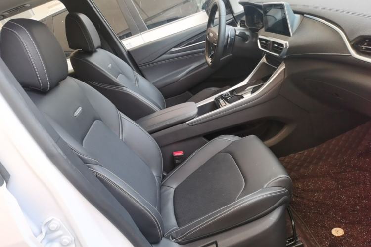 Used SAIC MAXUS G50 2023 PLUS 1.5T Happiness-Recommended Automatic Start Edition Right Front Seat