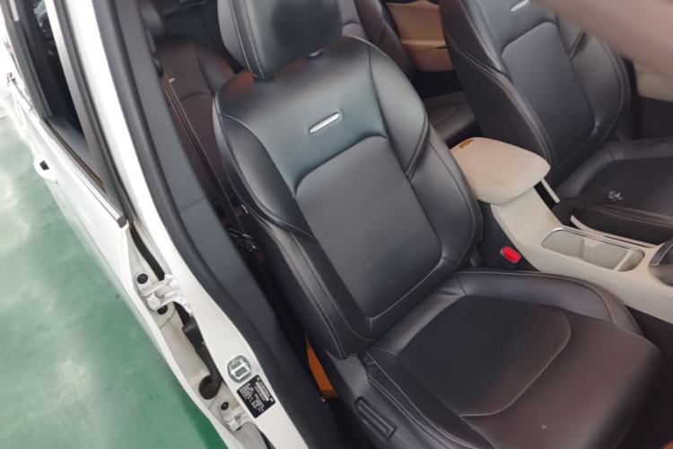Used SAIC MAXUS G50 2023 1.5T Manual Comfort A Right Front Seat