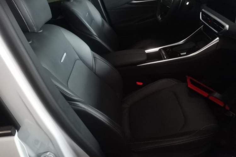 Used SAIC MAXUS G50 2023 PLUS 1.5T Automatic Cruise Version Right Front Seat