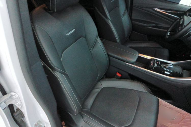 Used SAIC MAXUS G50 2023 PLUS 1.5T Happiness-Recommended Automatic Start Edition Right Front Seat