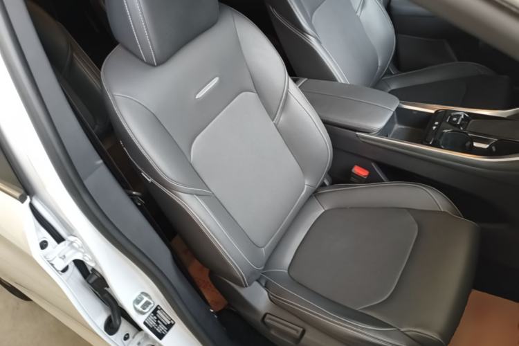Used SAIC MAXUS G50 2023 PLUS 1.5T Happiness-Recommended Automatic Start Edition Right Front Seat