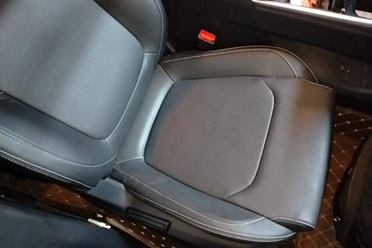 Used SAIC MAXUS G50 2023 PLUS 1.5T Happiness-Recommended Automatic Start Edition Right Front Seat