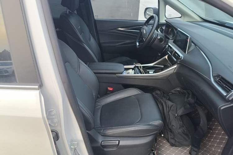 Used SAIC MAXUS G50 2023 PLUS 1.5T Happiness-Recommended Automatic Start Edition Right Front Seat