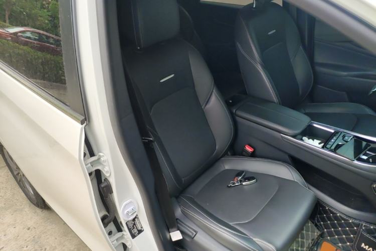 Used SAIC MAXUS G50 2023 PLUS 1.5T Happiness-Recommended Automatic Start Edition Right Front Seat
