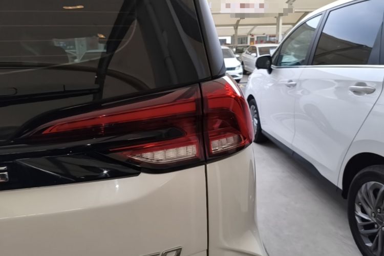 Used SAIC MAXUS G50 2023 PLUS 1.5T Happiness-Recommended Automatic Start Edition Right Rear Taillight