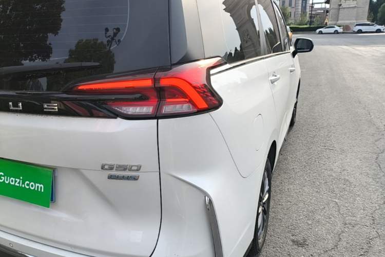 Used SAIC MAXUS G50 2023 PLUS 1.5T Happiness-Recommended Automatic Start Edition Right Rear Taillight