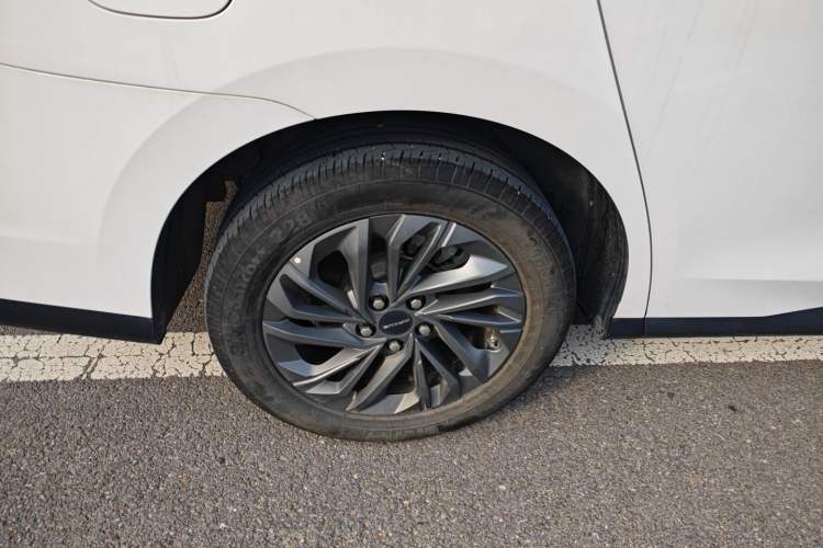 Used SAIC MAXUS G50 2023 PLUS 1.5T Happiness-Recommended Automatic Cruise Version Right Rear Wheel Hub
