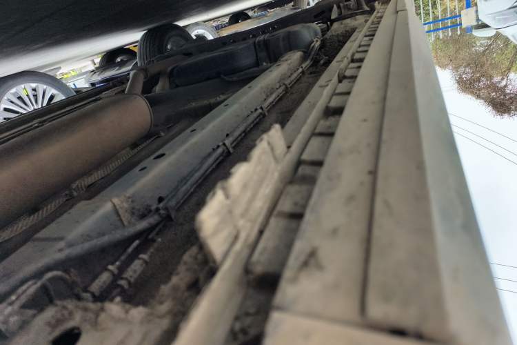 Used SAIC MAXUS G50 2023 PLUS 1.5T Happiness-Recommended Automatic Start Edition Right Side Sill