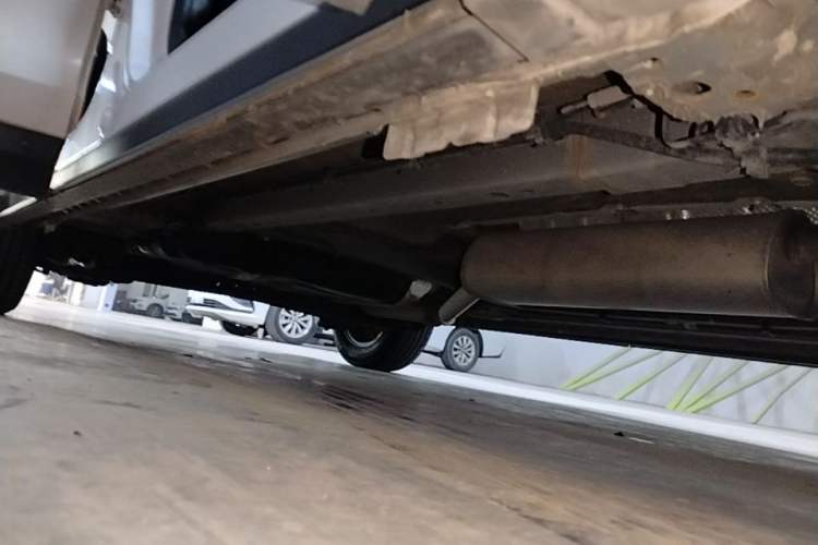 Used SAIC MAXUS G50 2023 PLUS 1.5T Happiness-Recommended Automatic Start Edition Right Side Sill