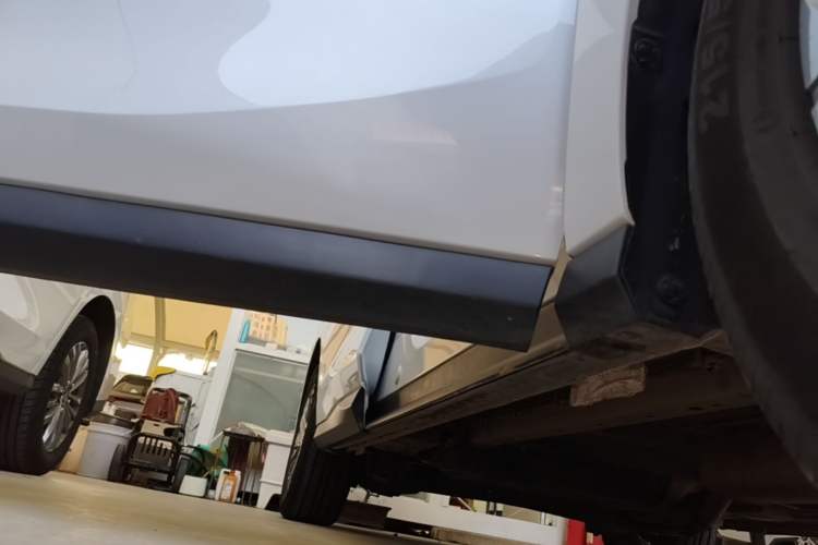 Used SAIC MAXUS G50 2023 PLUS 1.5T Automatic Cruise Version Right Side Sill