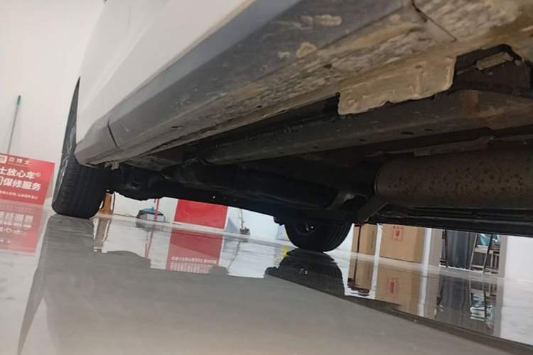 Used SAIC MAXUS G50 2023 PLUS 1.5T Happiness-Recommended Automatic Start Edition Right Side Sill
